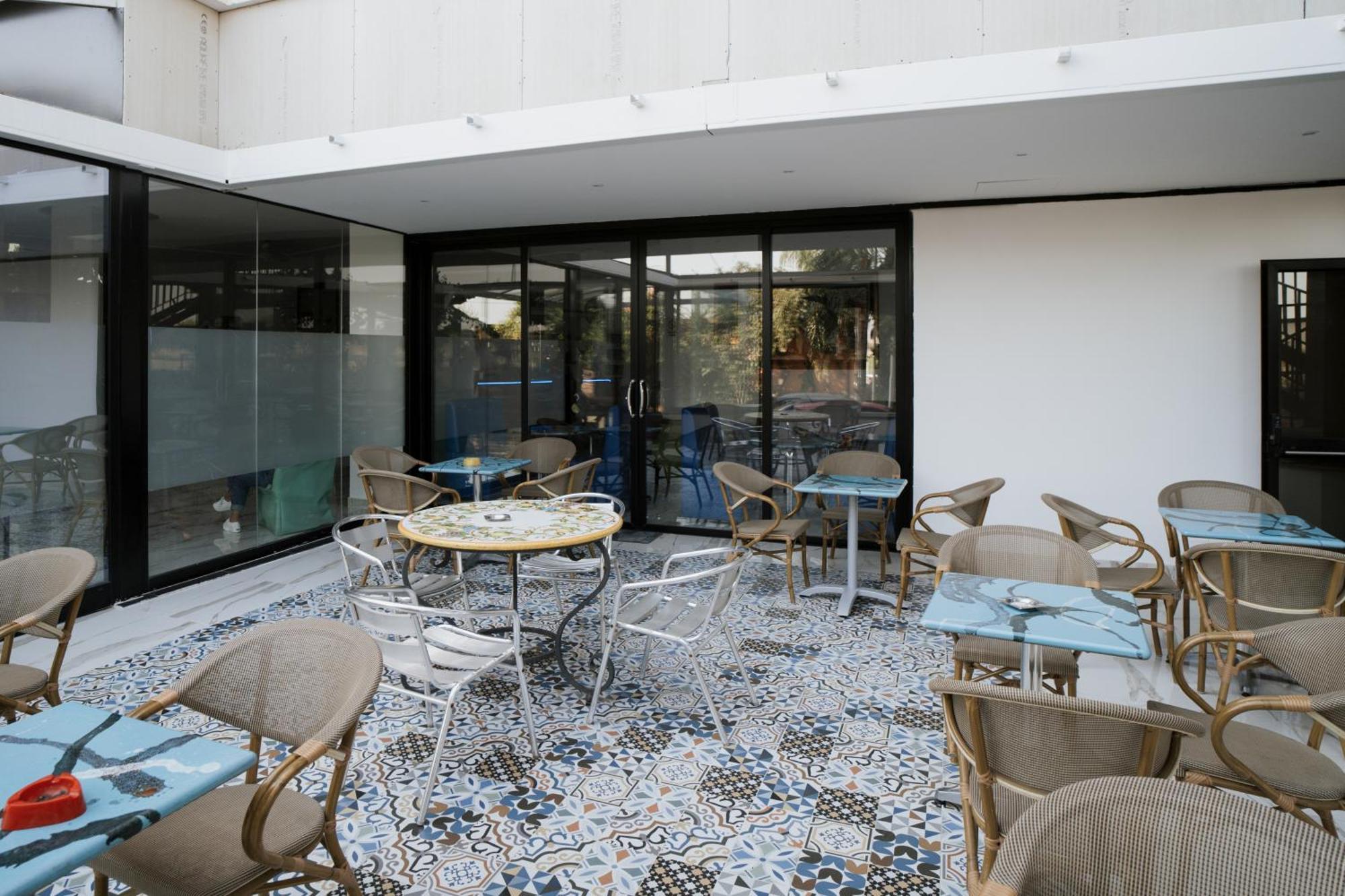Hotel Caribe Casalnuovo Di Napoli Exterior foto